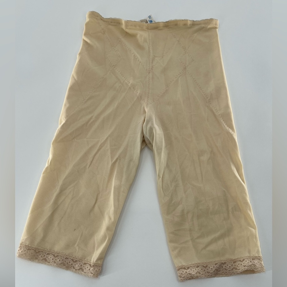 Vintage JC Penny Adonna Shapewear Size‎ 38